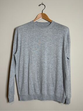 ALO Yoga | Soho Crewneck Sweatshirt | Gray | PTP 23.5" Small